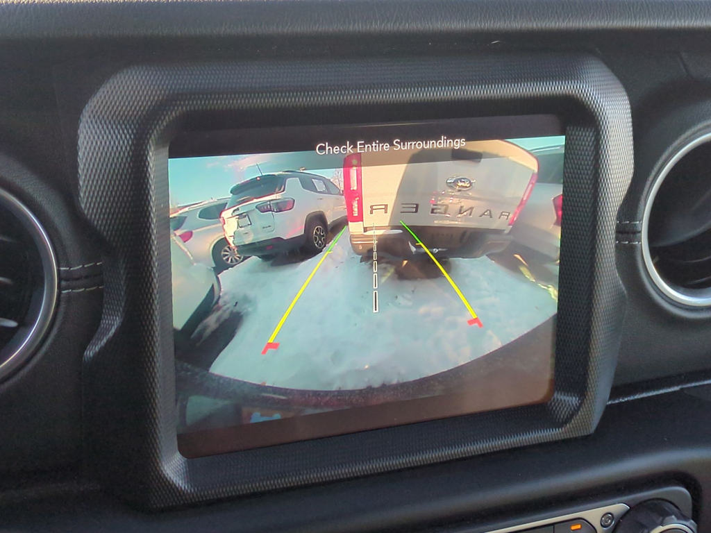 Thumbnail: 2023 Jeep Wrangler - 32