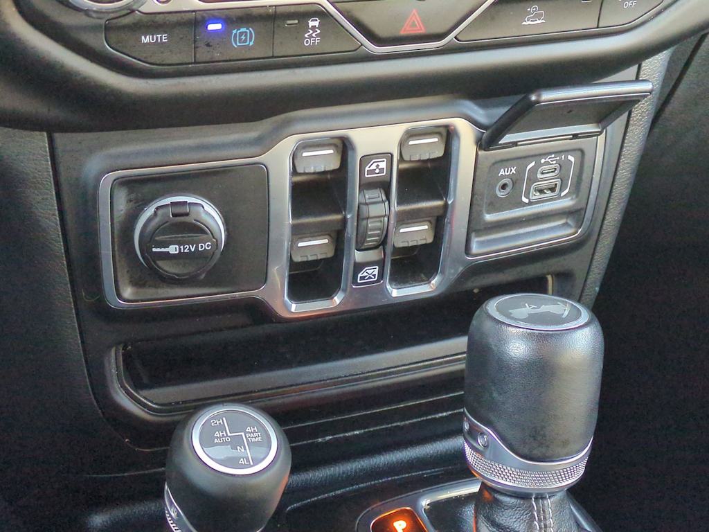 Thumbnail: 2023 Jeep Wrangler - 34