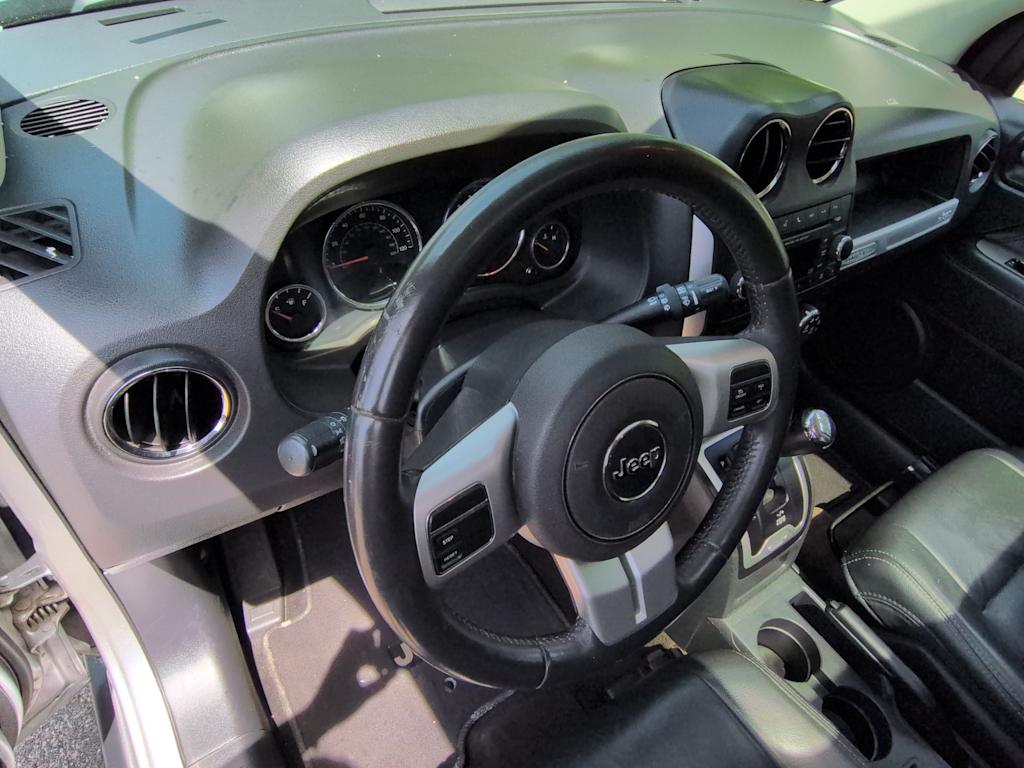 Thumbnail: 2016 Jeep Compass - 2