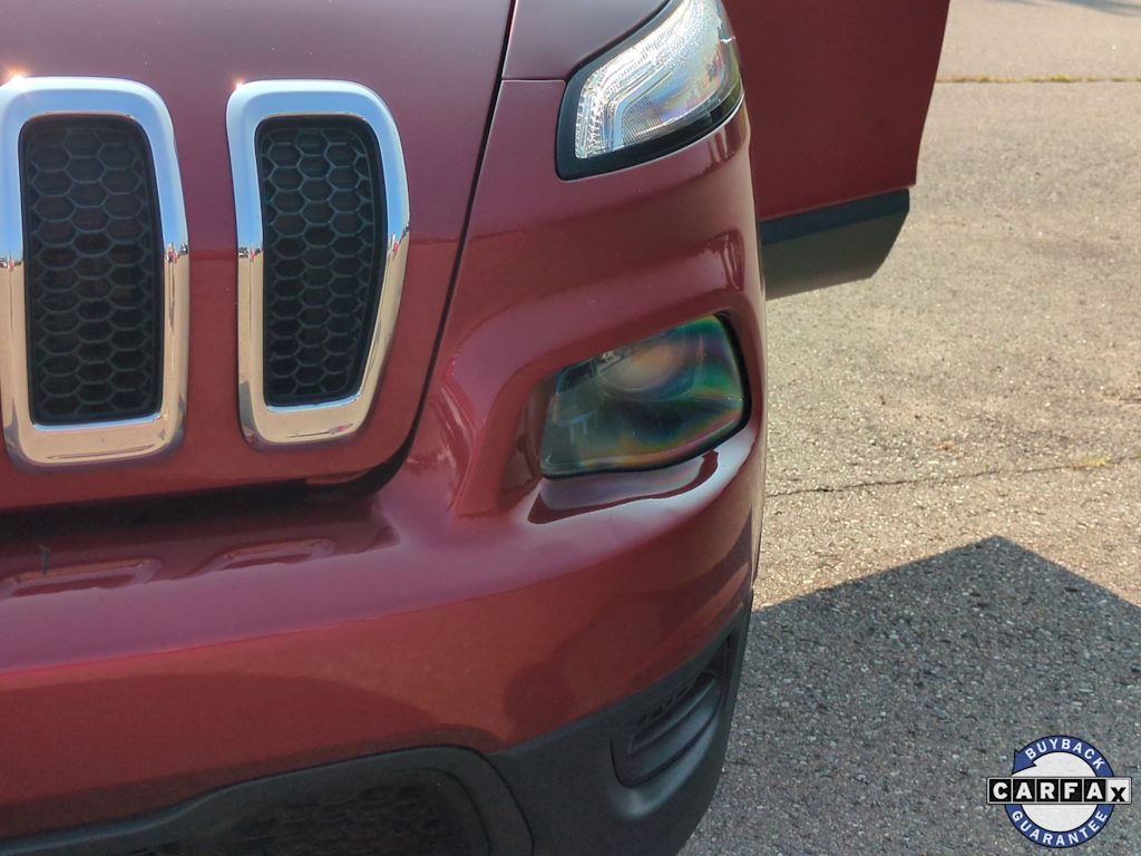 Thumbnail: 2017 Jeep Cherokee - 25