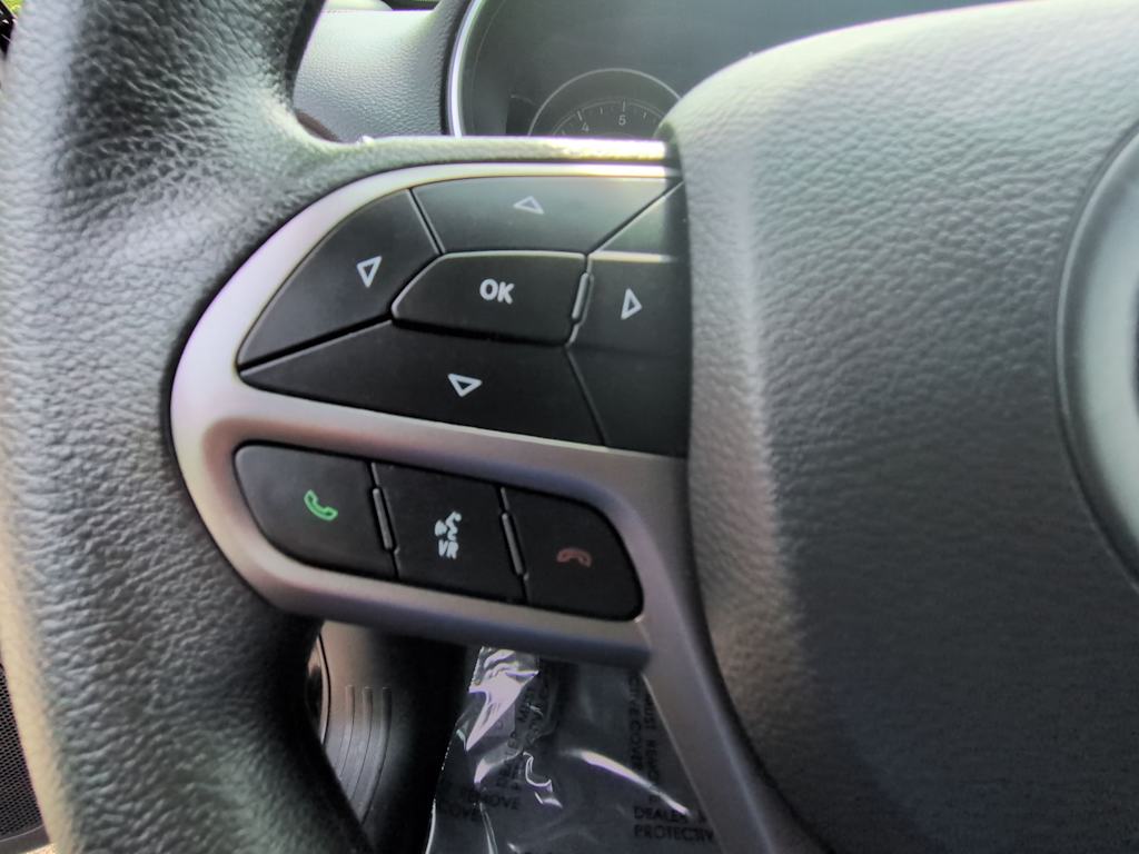 Thumbnail: 2021 Jeep Cherokee - 26
