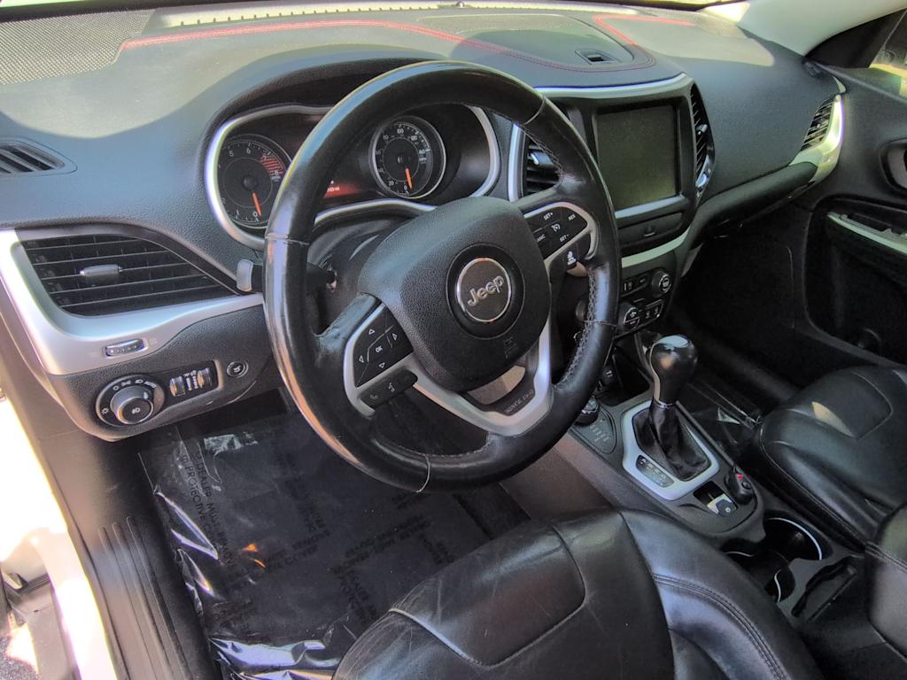 Thumbnail: 2016 Jeep Cherokee - 2