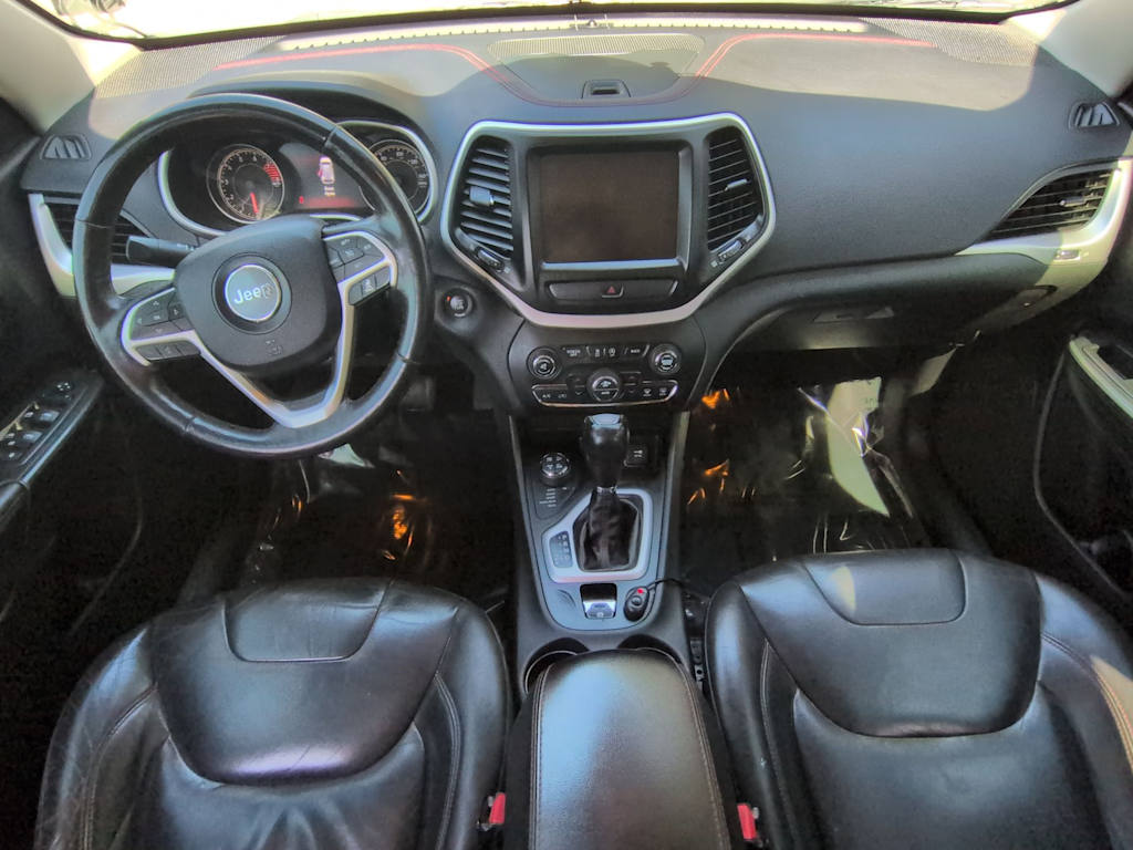 Thumbnail: 2016 Jeep Cherokee - 9