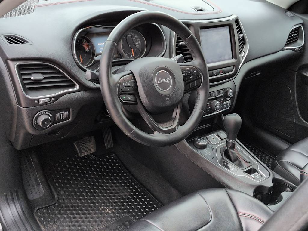 Thumbnail: 2019 Jeep Cherokee - 2