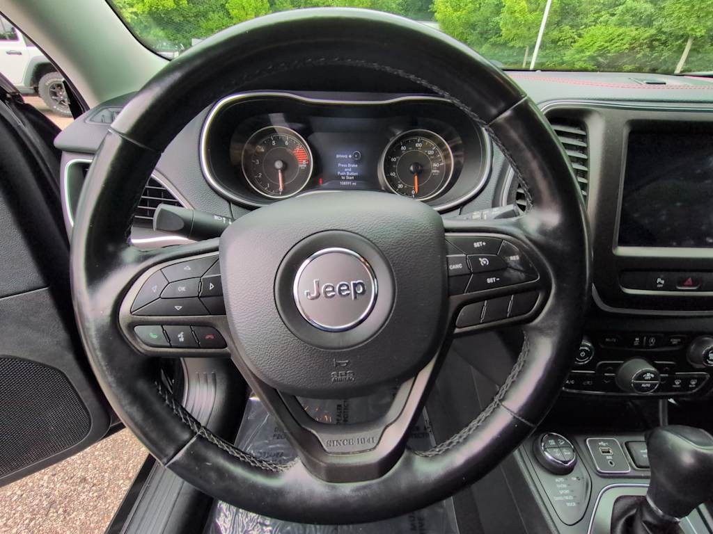 Thumbnail: 2020 Jeep Cherokee - 13