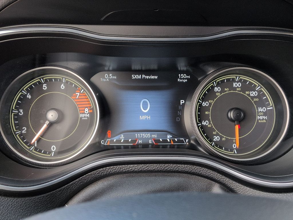 Thumbnail: 2021 Jeep Cherokee - 17