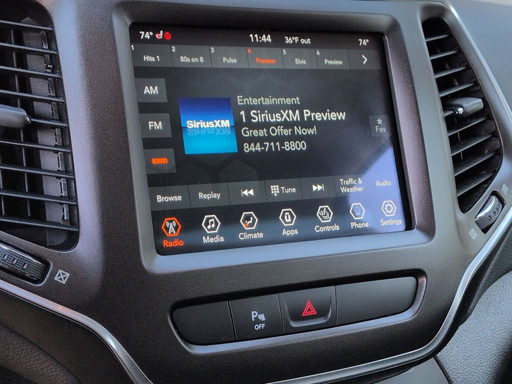 Thumbnail: 2020 Jeep Cherokee - 15