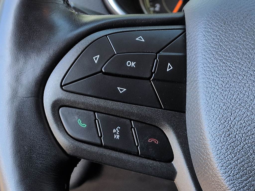 Thumbnail: 2020 Jeep Cherokee - 30