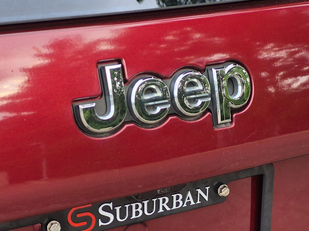 Thumbnail: 2019 Jeep Cherokee - 6