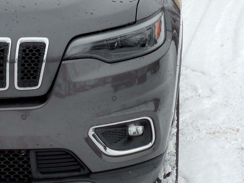 Thumbnail: 2021 Jeep Cherokee - 25