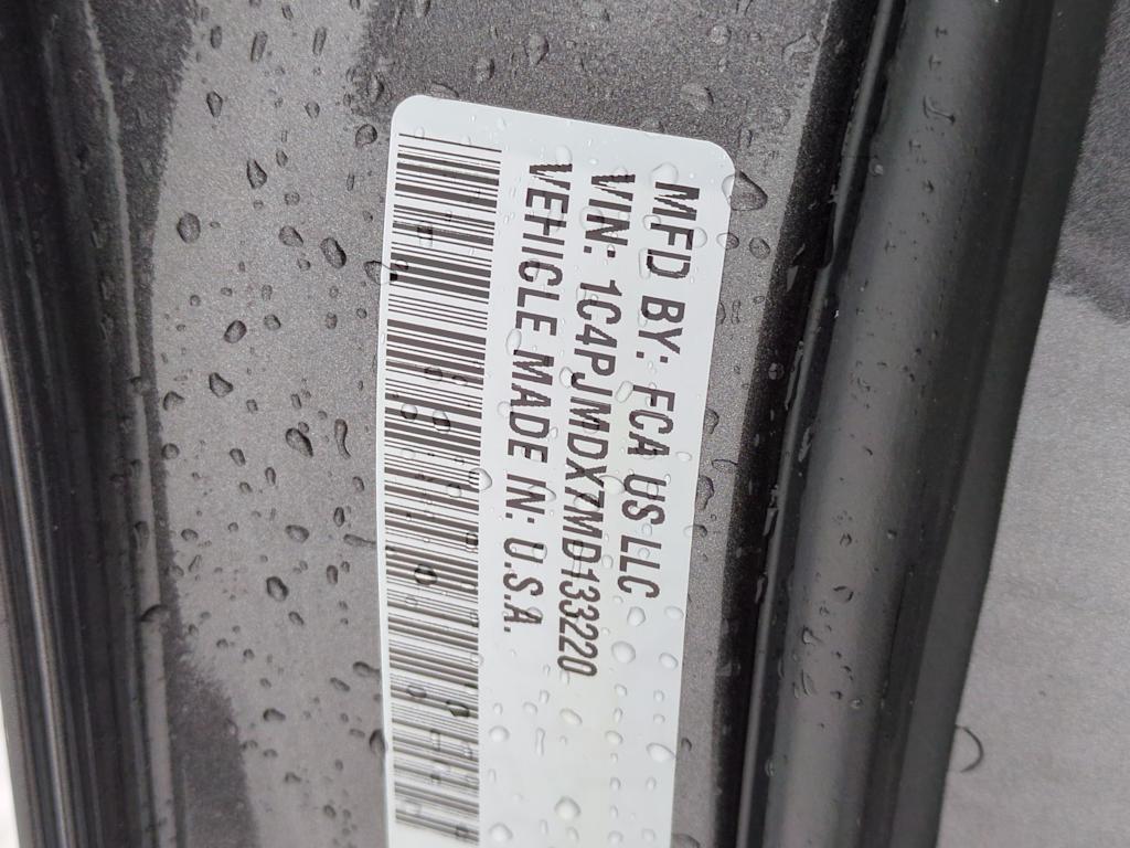 Thumbnail: 2021 Jeep Cherokee - 20