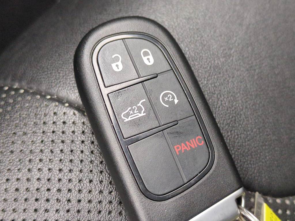 Thumbnail: 2021 Jeep Cherokee - 19