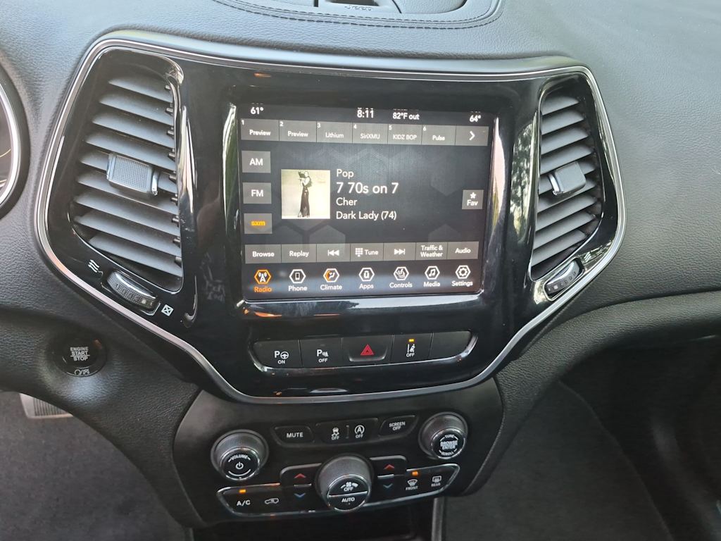 Thumbnail: 2020 Jeep Cherokee - 14