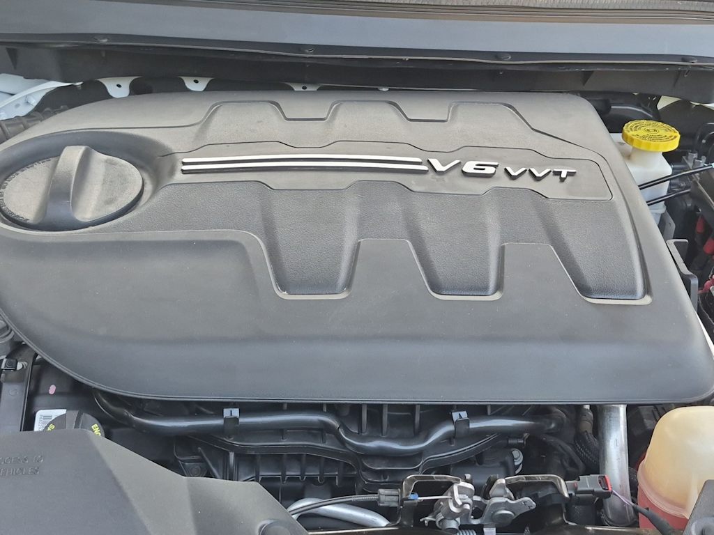 Thumbnail: 2020 Jeep Cherokee - 8