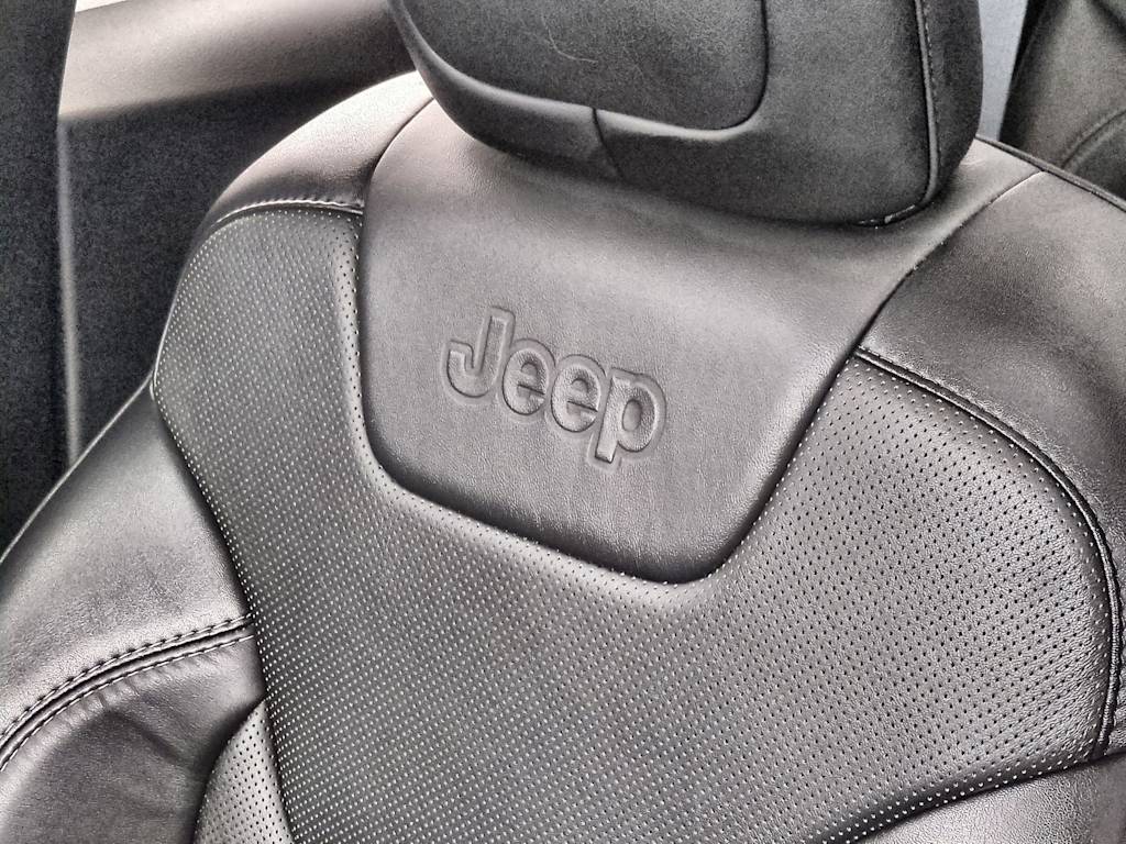 Thumbnail: 2023 Jeep Cherokee - 40