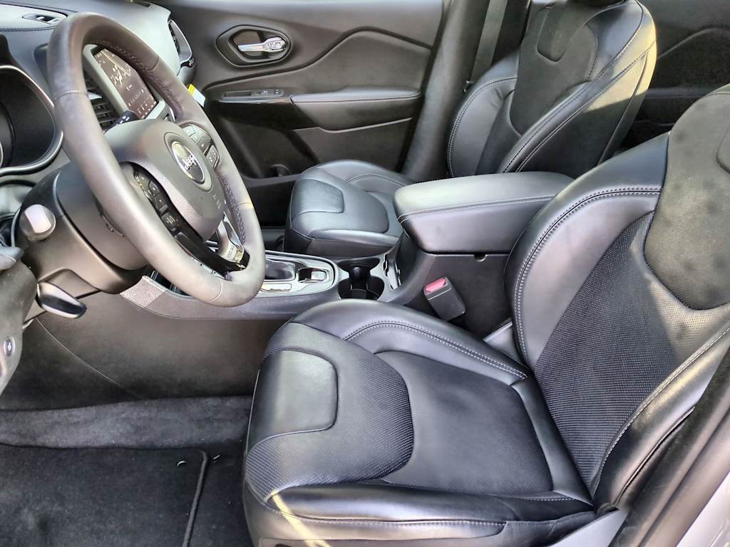 Thumbnail: 2023 Jeep Cherokee - 10