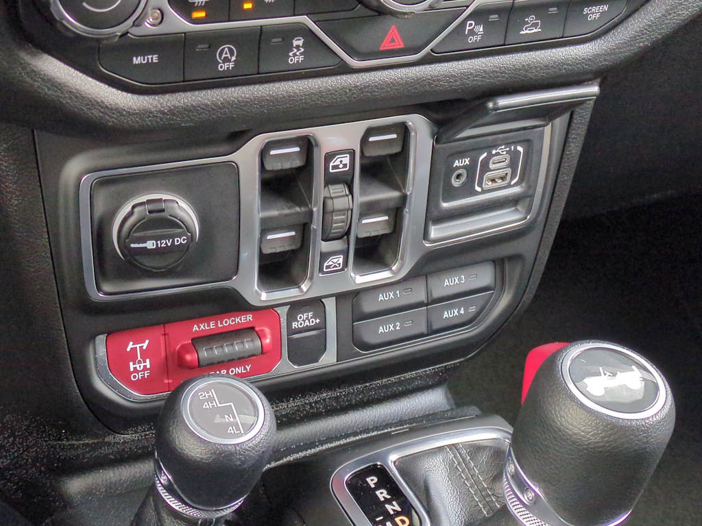 Thumbnail: 2026 Jeep Wrangler - 33