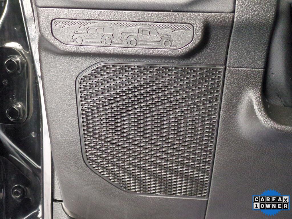 Thumbnail: 2024 Jeep Wrangler - 32