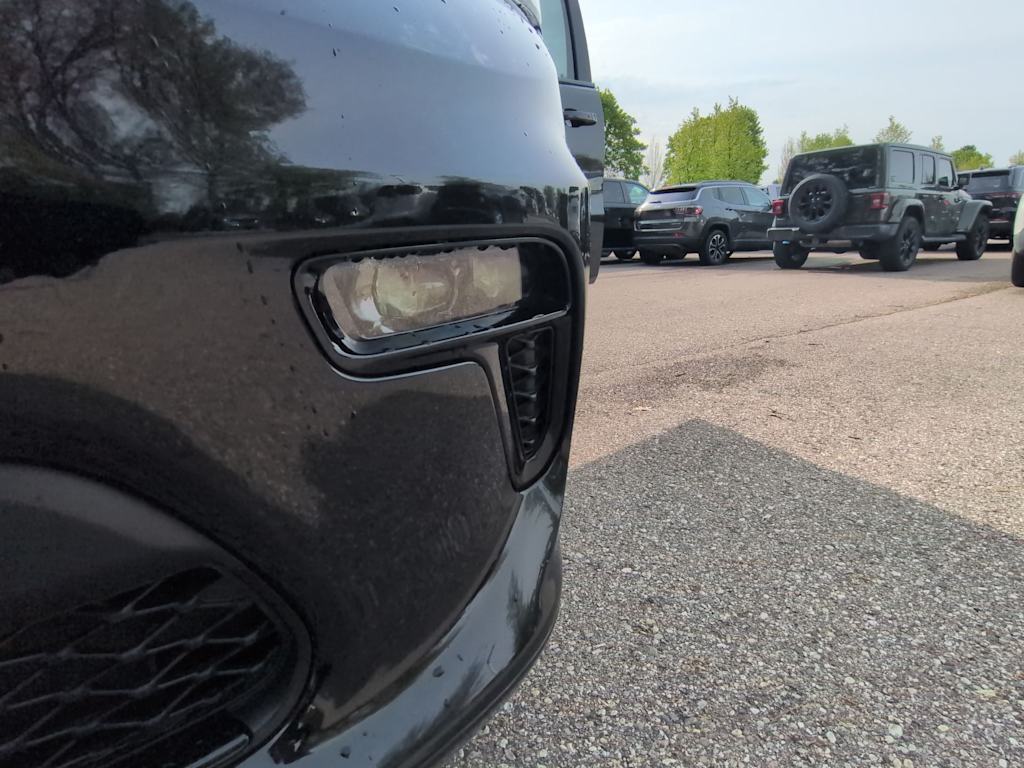 Thumbnail: 2022 Dodge Durango - 7