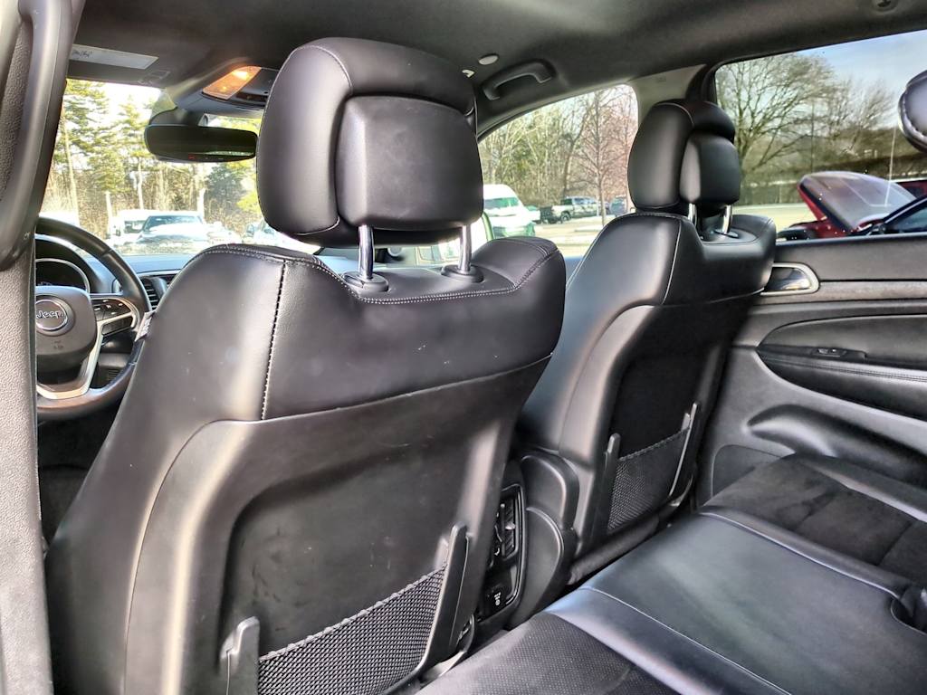 Thumbnail: 2018 Jeep Grand Cherokee - 12