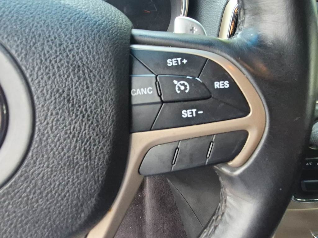 Thumbnail: 2016 Jeep Grand Cherokee - 31
