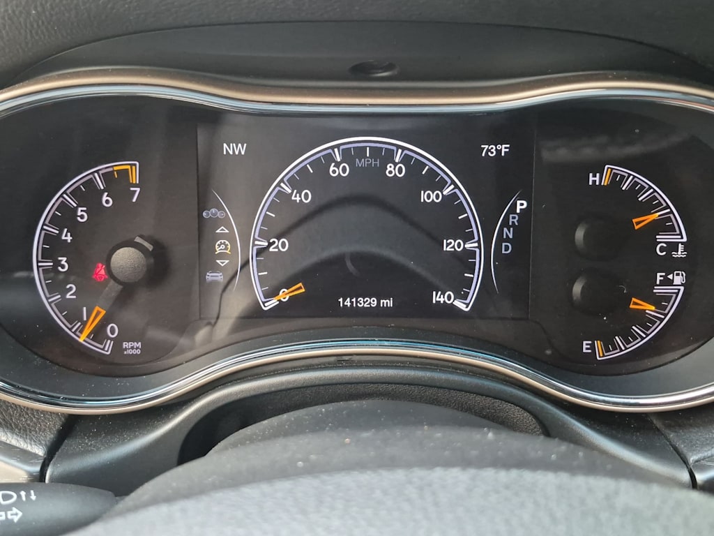 Thumbnail: 2016 Jeep Grand Cherokee - 17