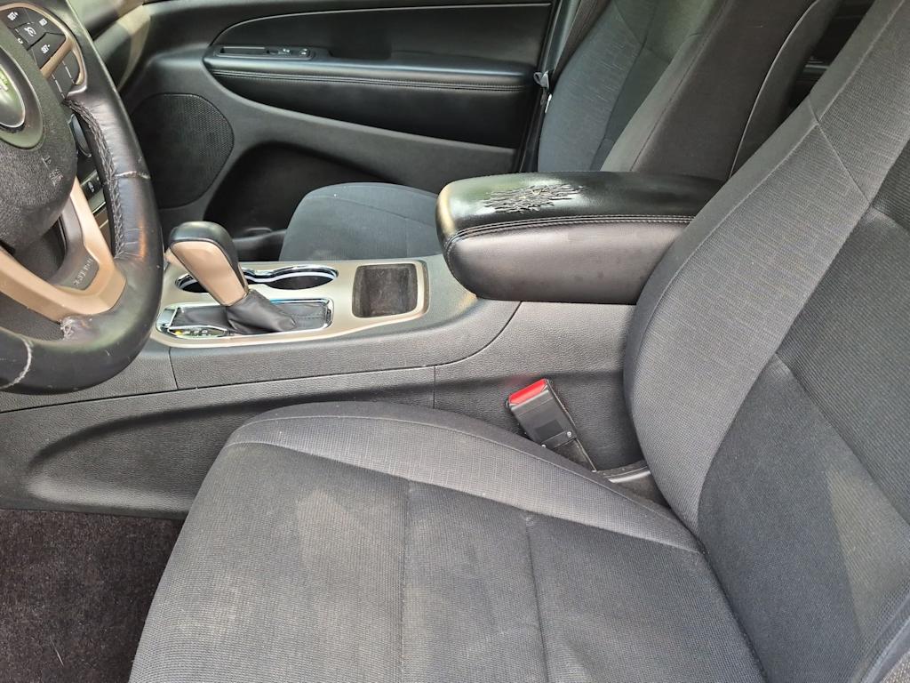 Thumbnail: 2016 Jeep Grand Cherokee - 11