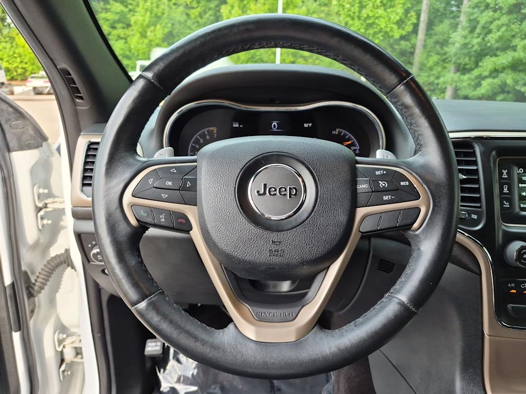 Thumbnail: 2016 Jeep Grand Cherokee - 14
