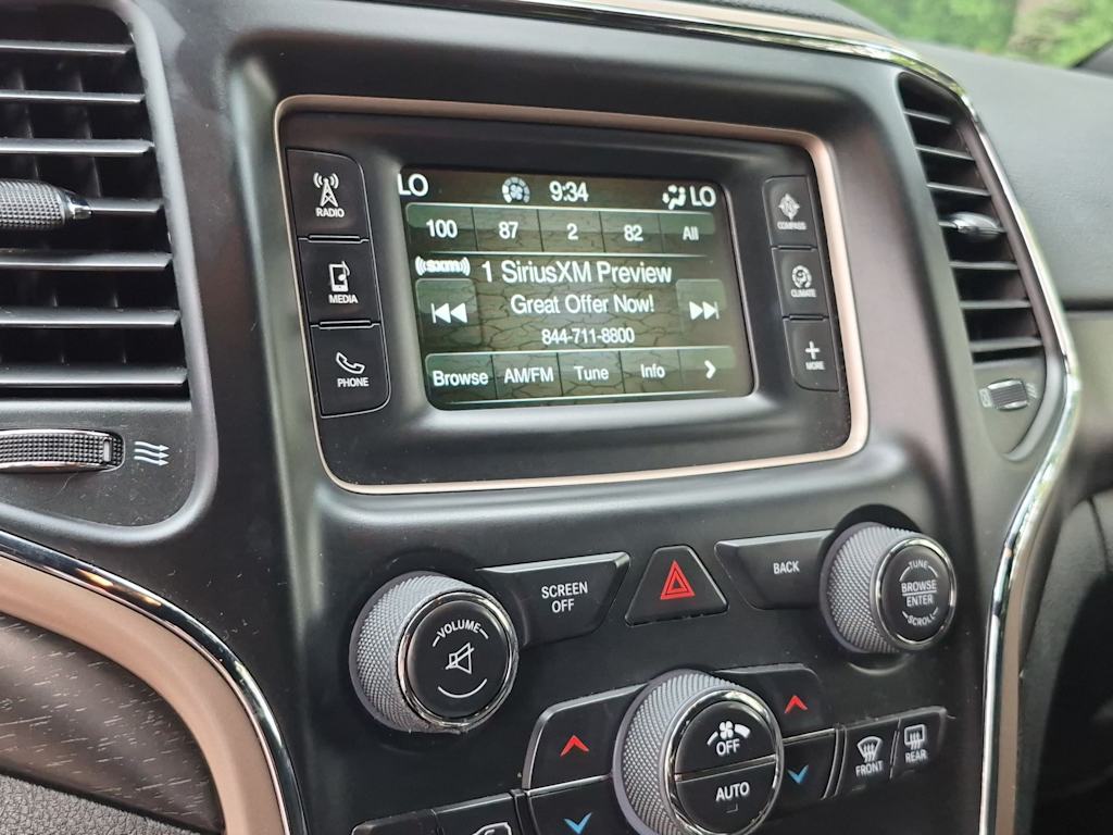 Thumbnail: 2016 Jeep Grand Cherokee - 16