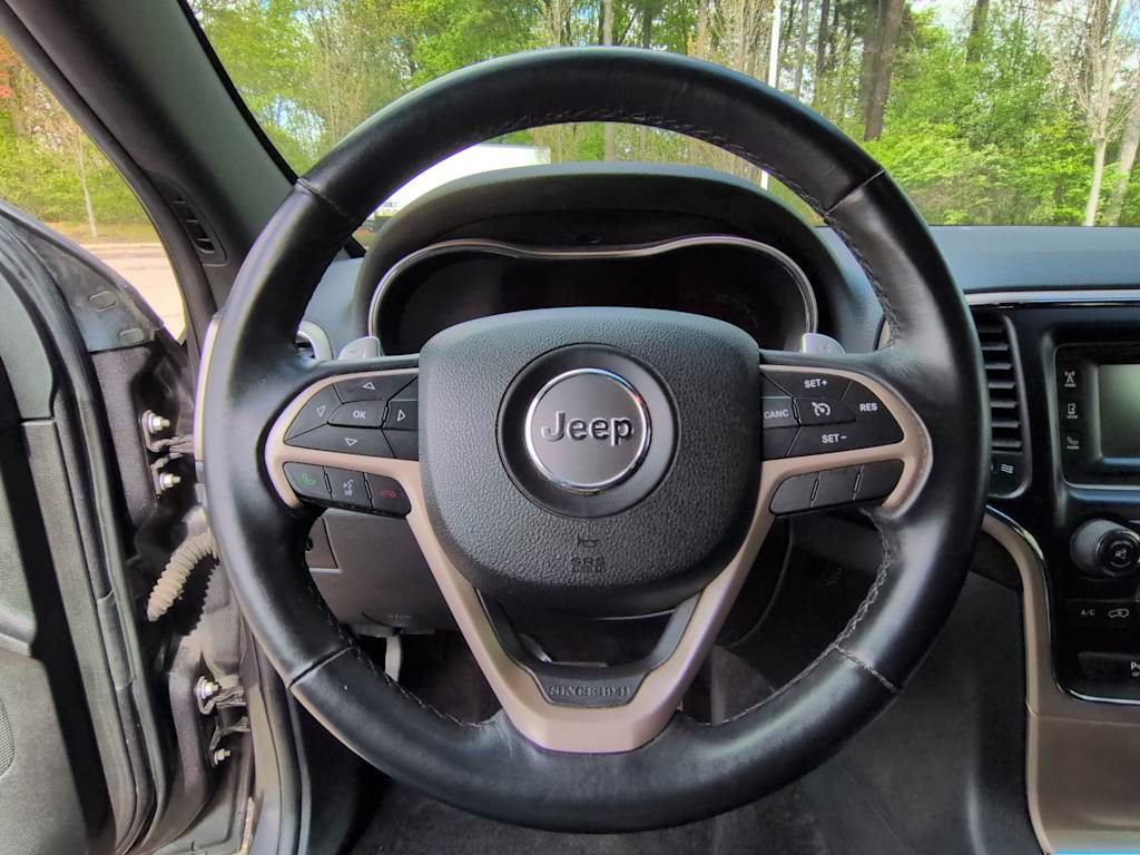Thumbnail: 2016 Jeep Grand Cherokee - 14
