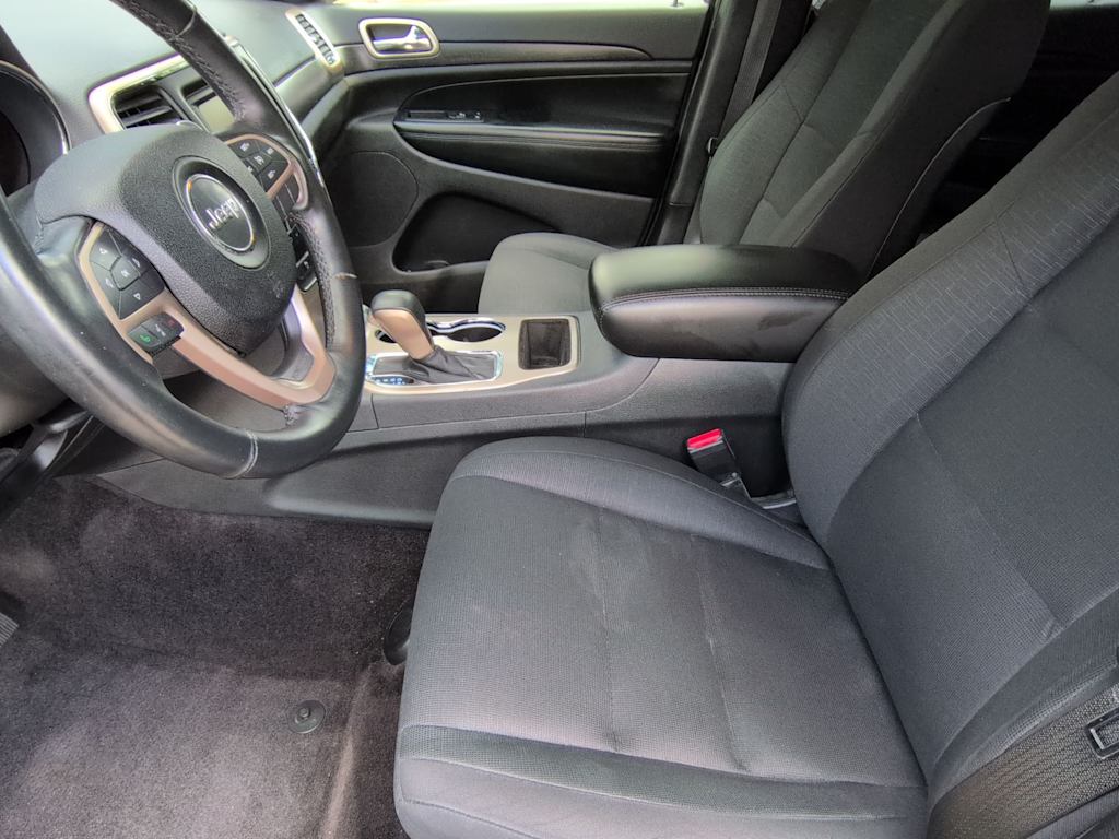 Thumbnail: 2016 Jeep Grand Cherokee - 11