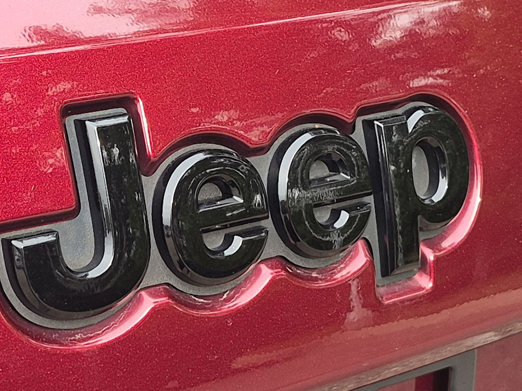 Thumbnail: 2018 Jeep Grand Cherokee - 26
