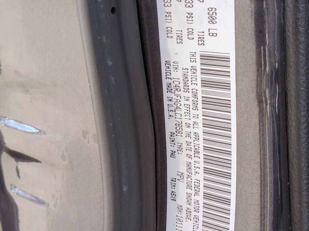 Thumbnail: 2020 Jeep Grand Cherokee - 19