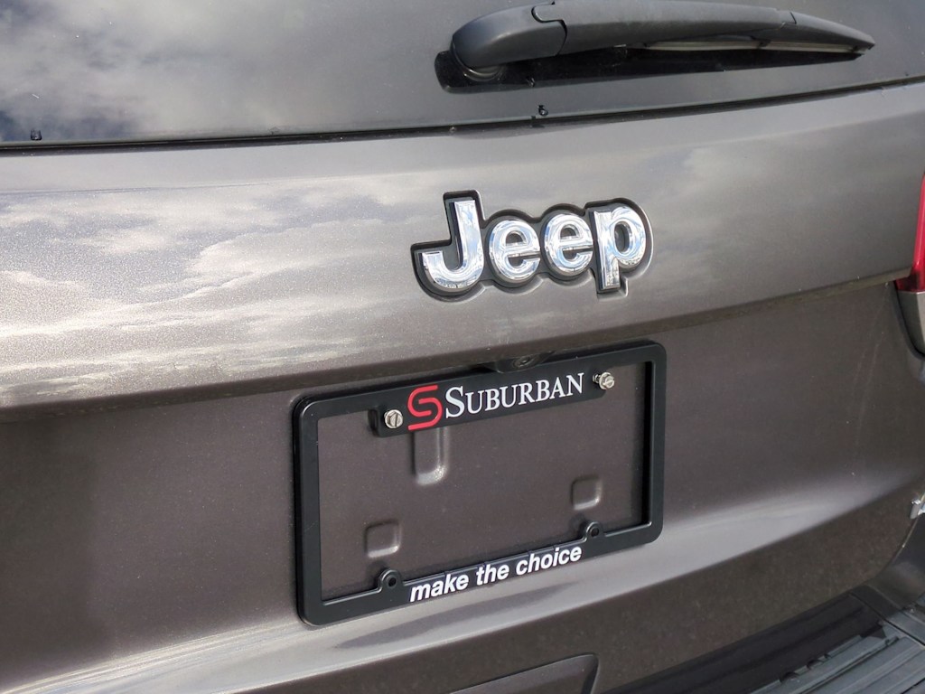 Thumbnail: 2020 Jeep Grand Cherokee - 7