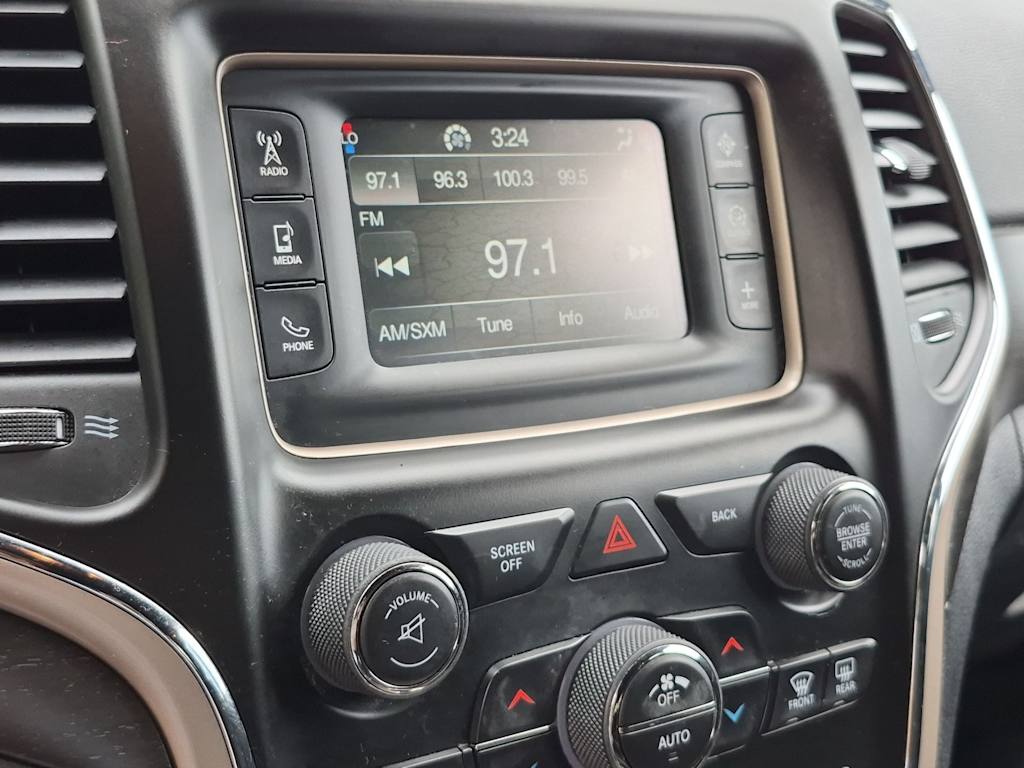 Thumbnail: 2015 Jeep Grand Cherokee - 15