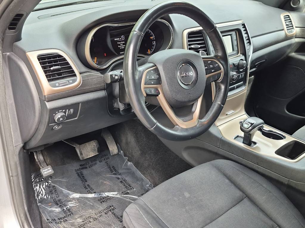 Thumbnail: 2015 Jeep Grand Cherokee - 2