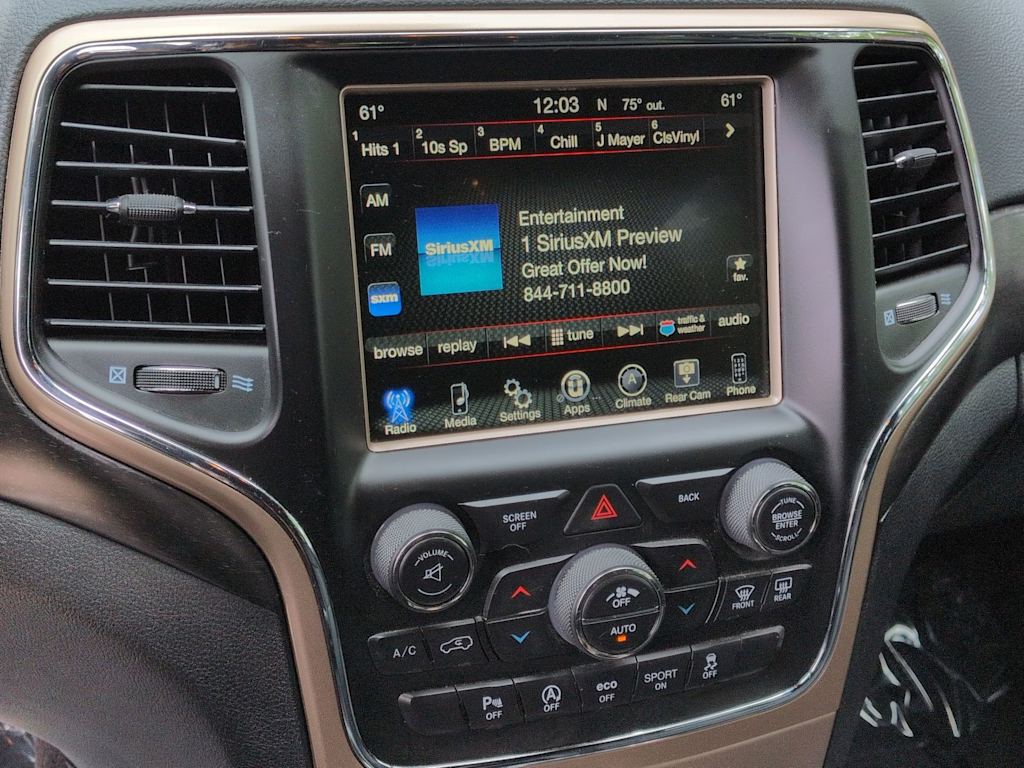 Thumbnail: 2017 Jeep Grand Cherokee - 15