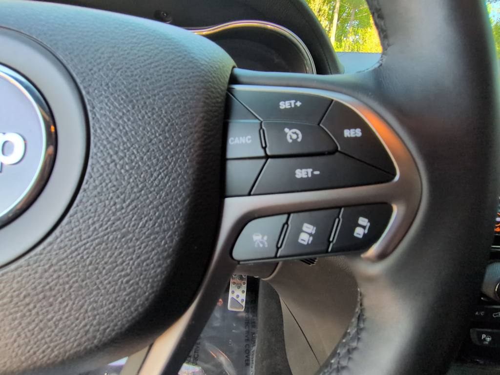 Thumbnail: 2019 Jeep Grand Cherokee - 33