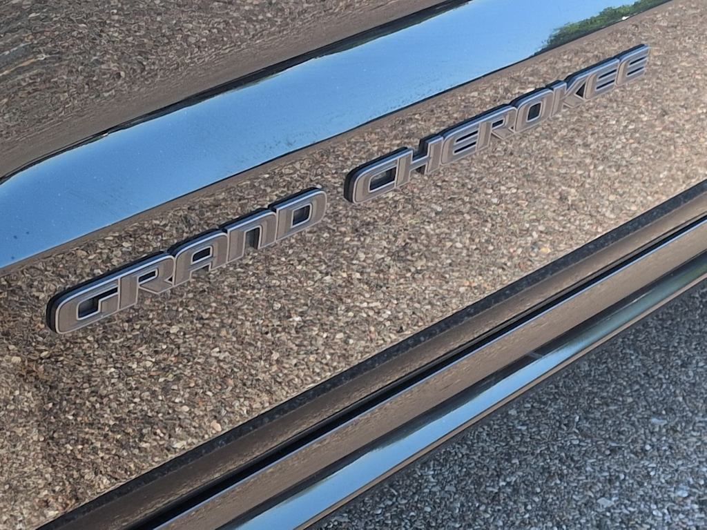 Thumbnail: 2019 Jeep Grand Cherokee - 25