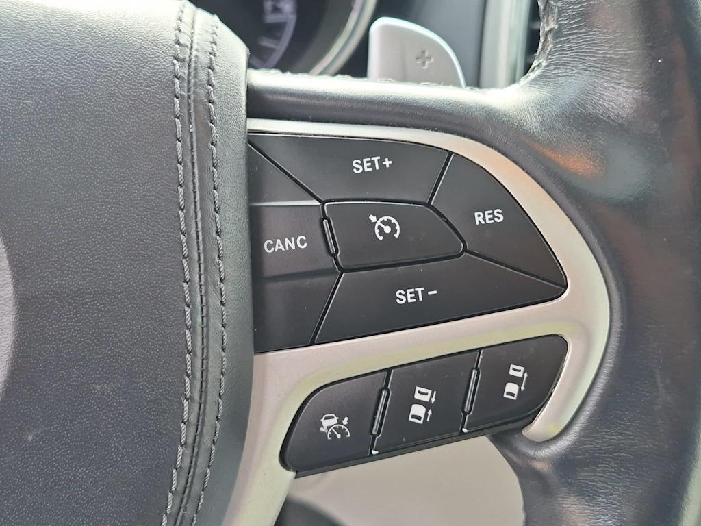 Thumbnail: 2018 Jeep Grand Cherokee - 32
