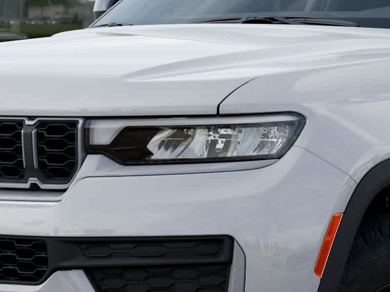 Thumbnail: 2026 Jeep Grand Cherokee - 16