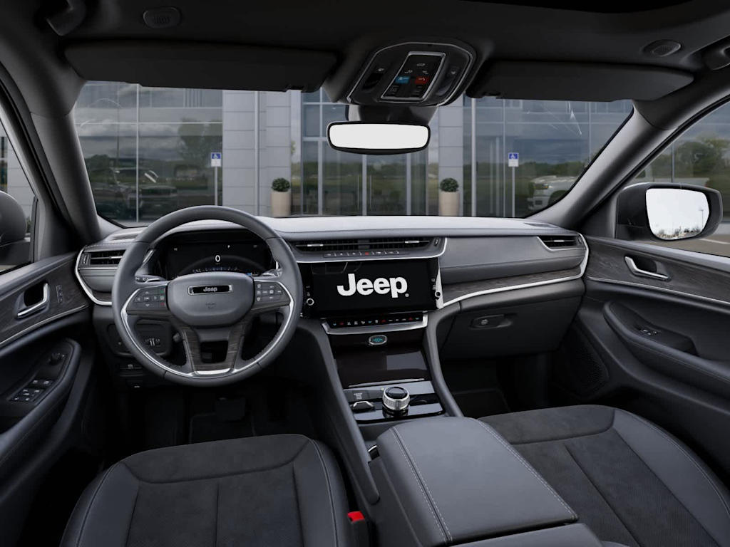 Thumbnail: 2026 Jeep Grand Cherokee - 2