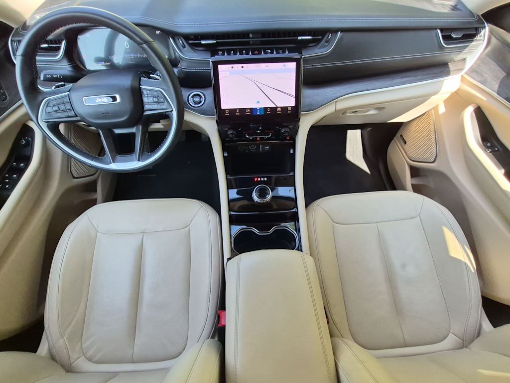 Thumbnail: 2022 Jeep Grand Cherokee - 10