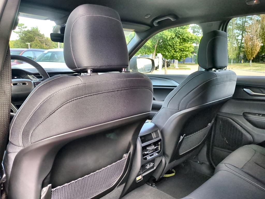 Thumbnail: 2025 Jeep Grand Cherokee - 12