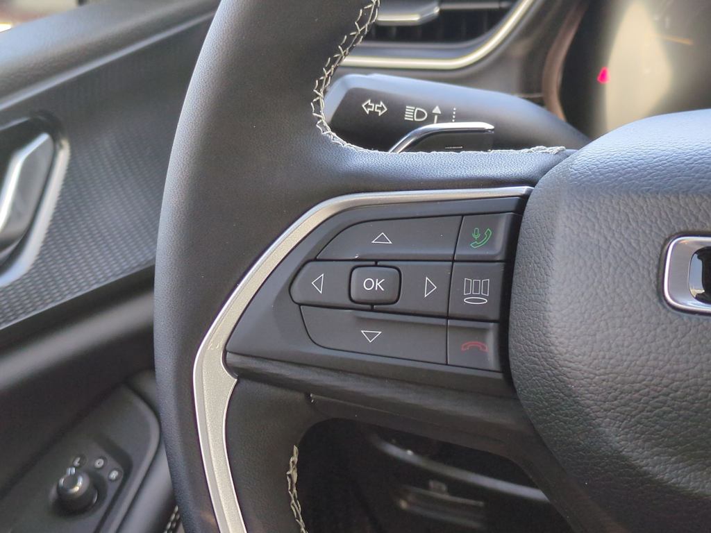 Thumbnail: 2025 Jeep Grand Cherokee - 27