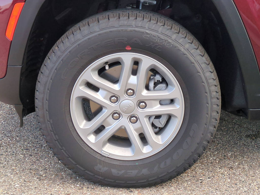 Thumbnail: 2025 Jeep Grand Cherokee - 8