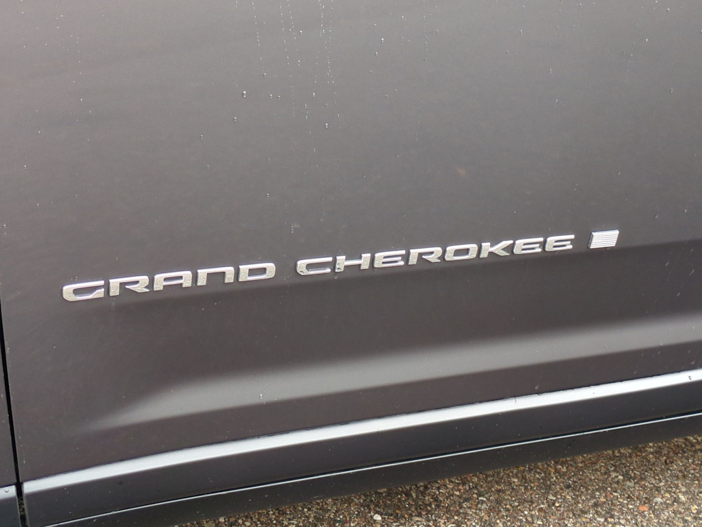 Thumbnail: 2023 Jeep Grand Cherokee - 24