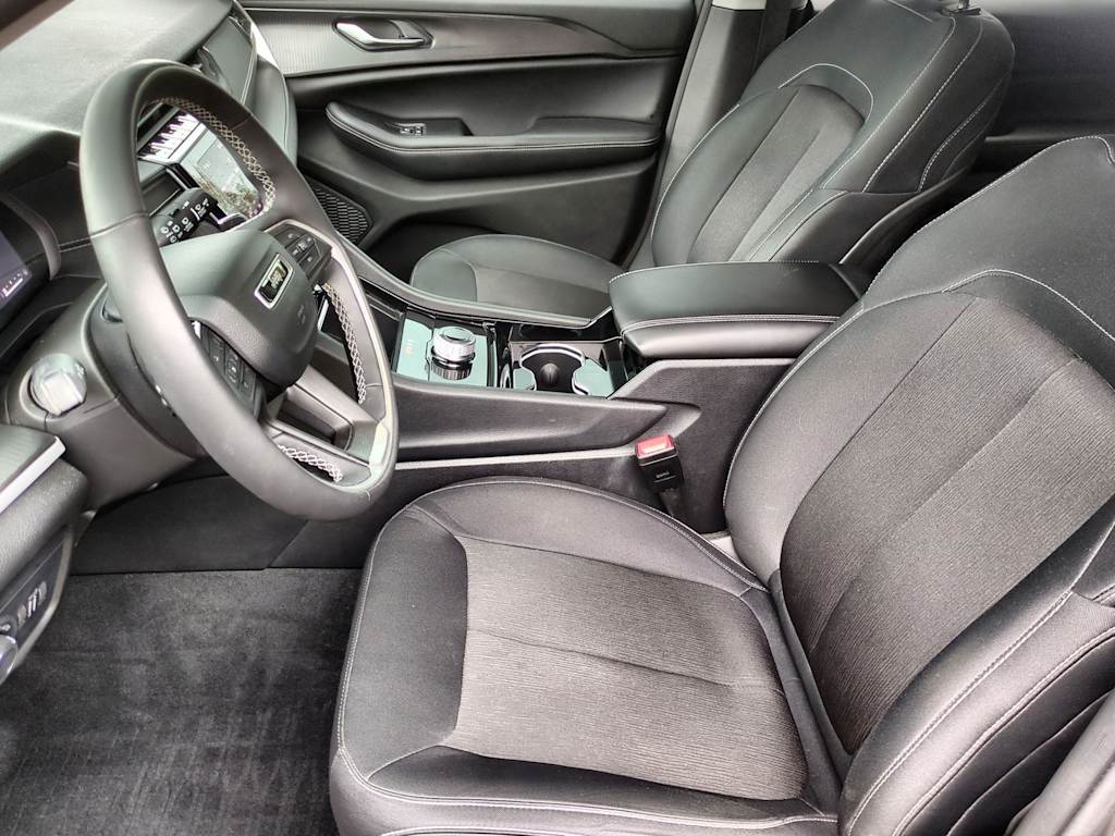Thumbnail: 2023 Jeep Grand Cherokee - 9