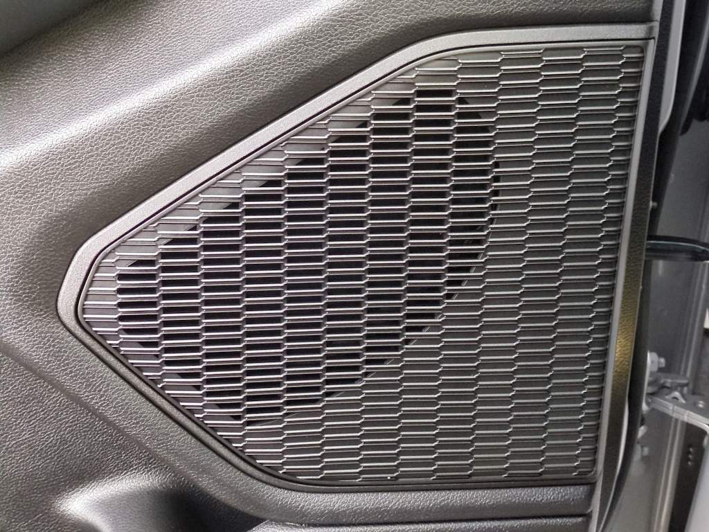 Thumbnail: 2025 Jeep Grand Cherokee - 32