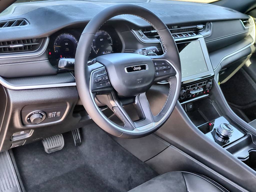 Thumbnail: 2025 Jeep Grand Cherokee - 2